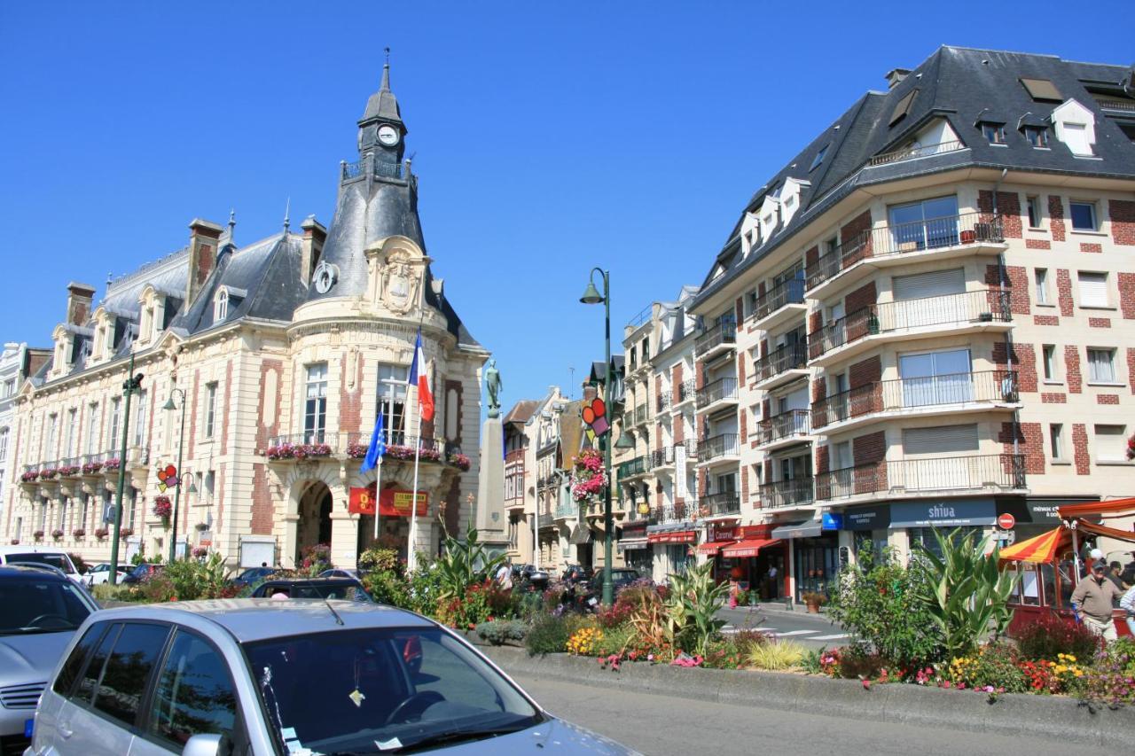 Studio En Plein Coeur De Trouville Trouville-sur-Mer Exterior foto