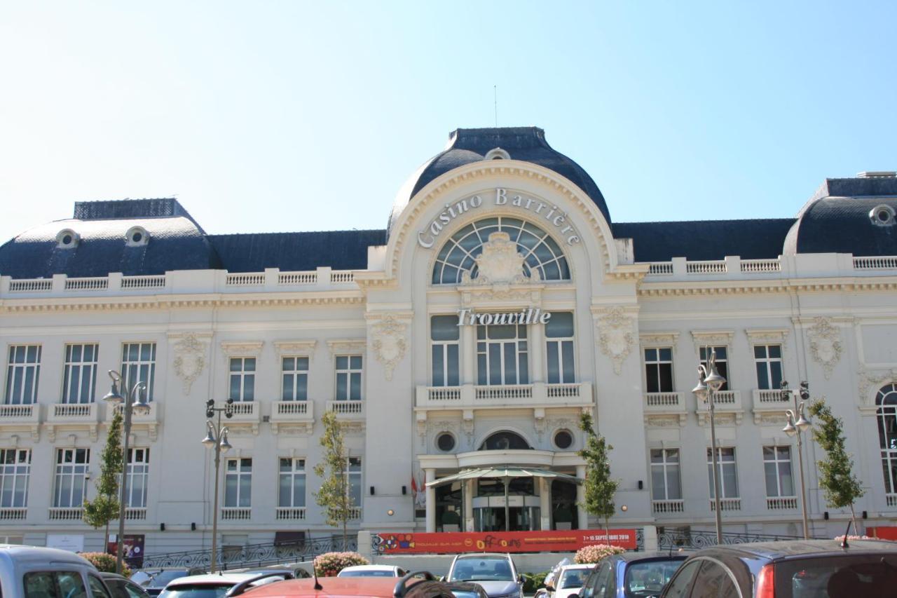 Studio En Plein Coeur De Trouville Trouville-sur-Mer Exterior foto